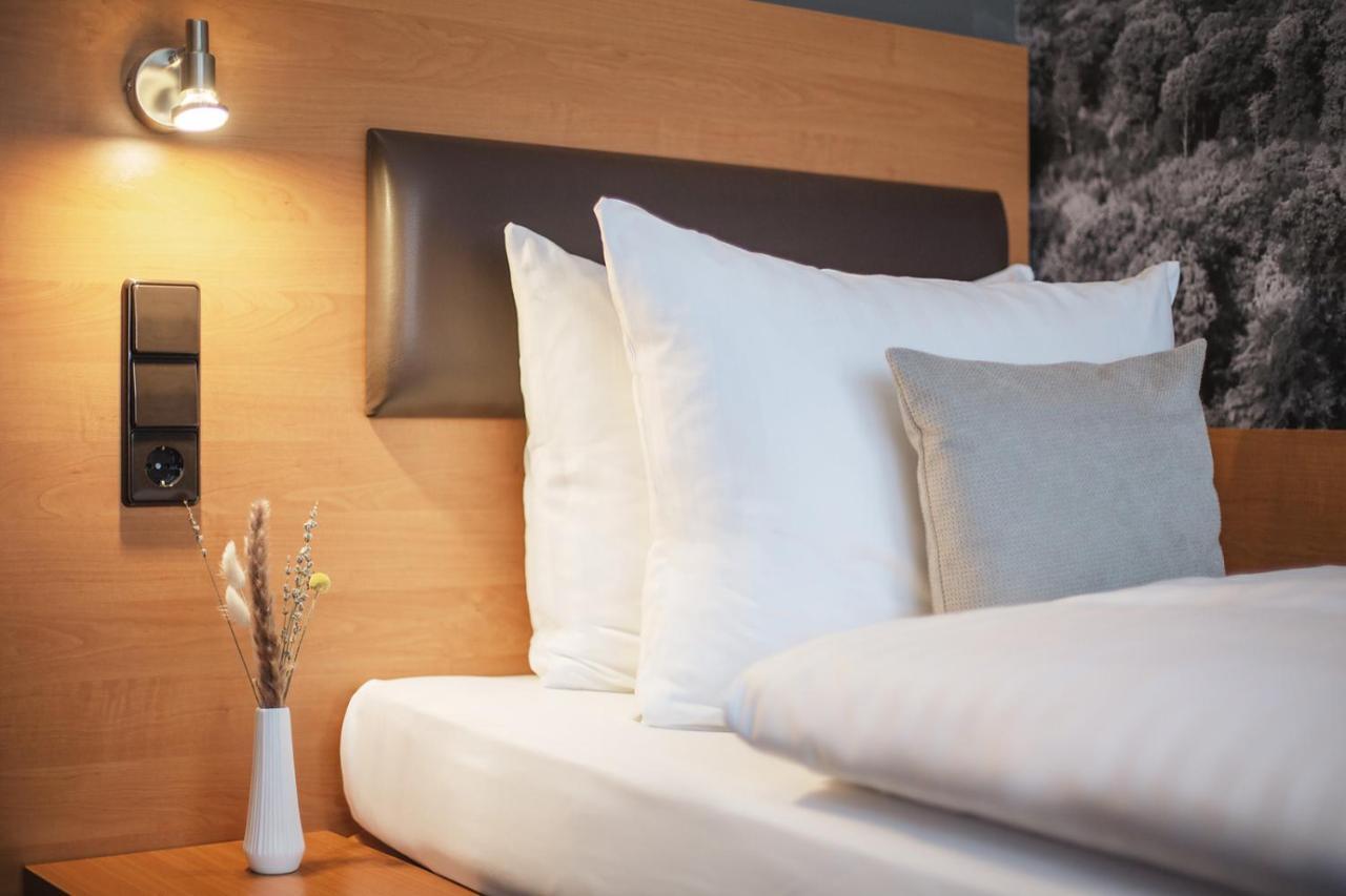 Novum Hotel Bruy Штутгарт Экстерьер фото