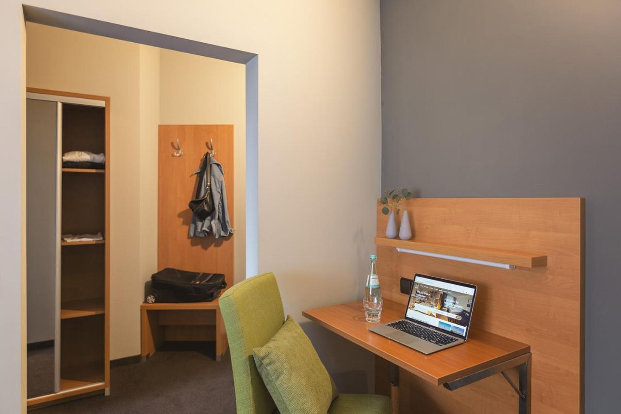 Novum Hotel Bruy Штутгарт Экстерьер фото