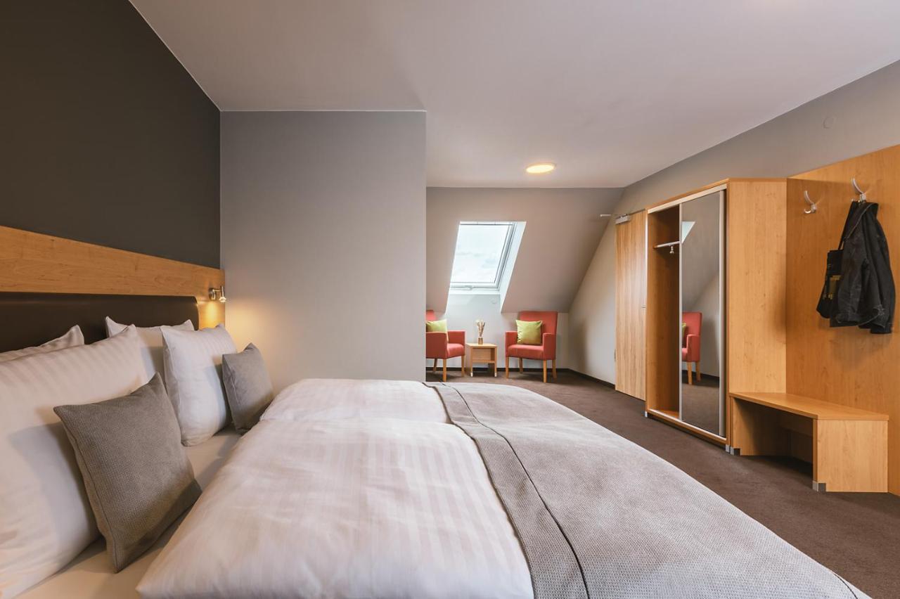 Novum Hotel Bruy Штутгарт Экстерьер фото