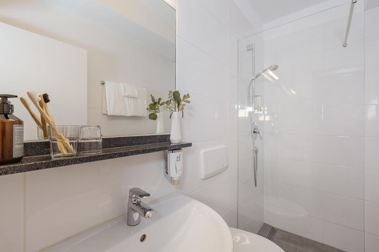 Novum Hotel Bruy Штутгарт Экстерьер фото