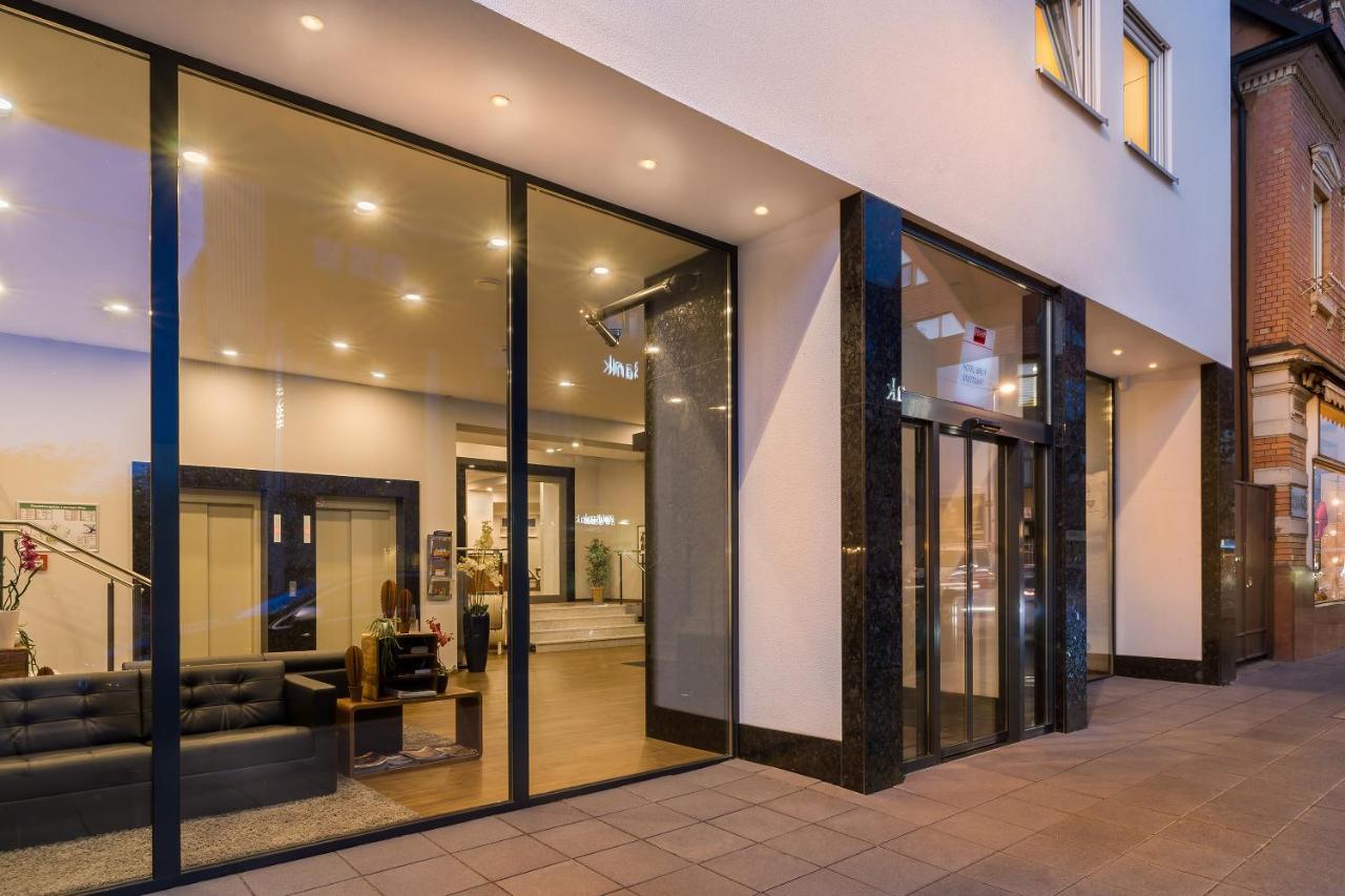 Novum Hotel Bruy Штутгарт Экстерьер фото